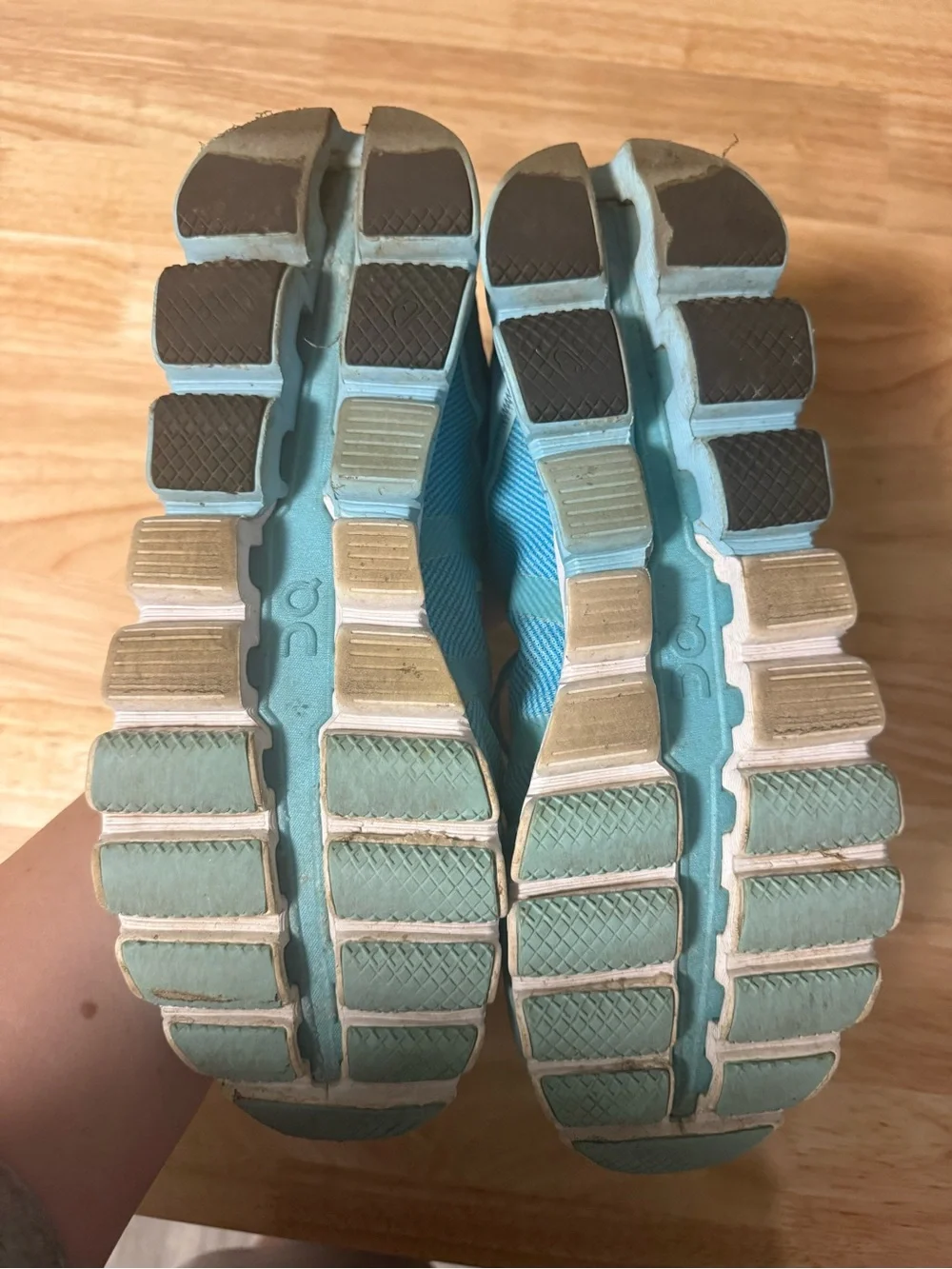 Oncloud sneakers